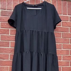 Lulus black tiered maxi dress